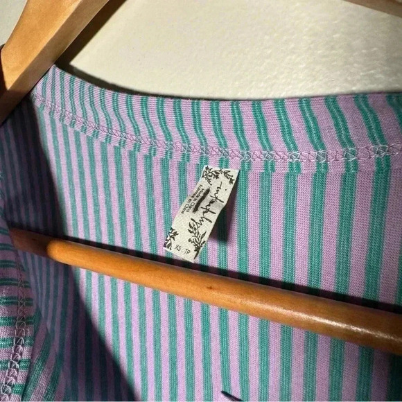 NWOT FREE PEOPLE SEEING STRIPES OVERSIZED HENLEY XS - Picture 5 of 7